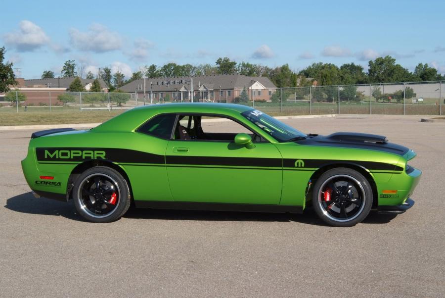  Dodge Challenger Underground Targa by Mopar 2008 года  (фото 16 из 30)